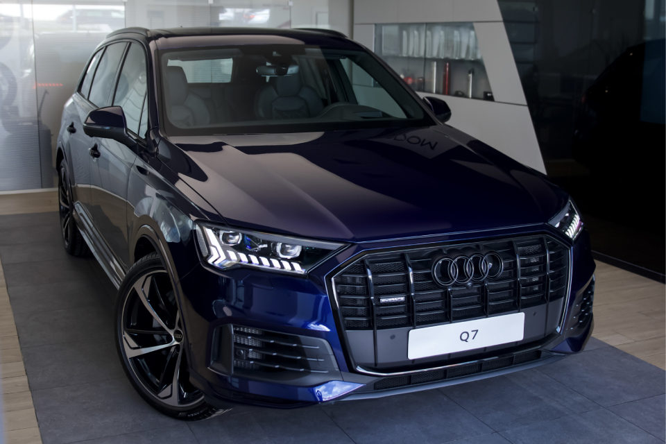 Тест-драйв нового Ауди Q7