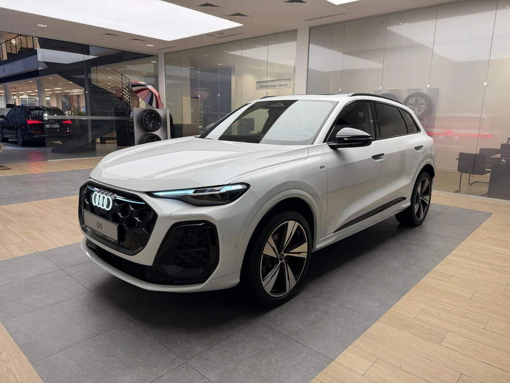 Q5 TFSI quattro S tronic 2.0 AMT 4WD (272 л.с.)