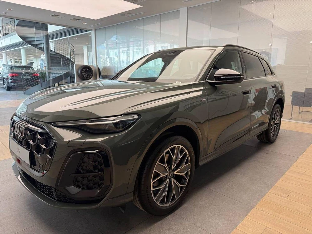 Q5 40 TFSI Quattro 2.0 AMT 4WD (204 л.с.)