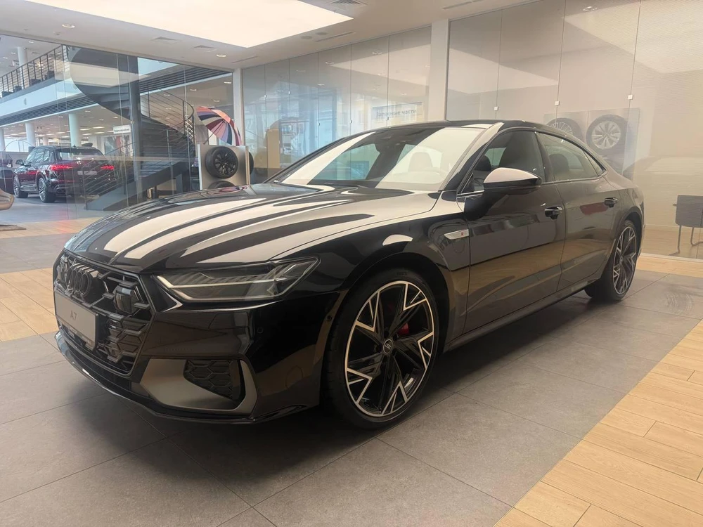 A7 45 TFSI quattro 2.0 AMT 4WD (245 л.с.)