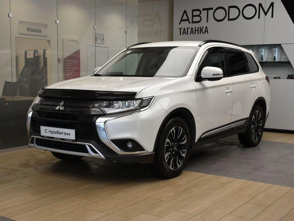 Outlander Instyle 2.0 CVT 4WD (146 л.с.)