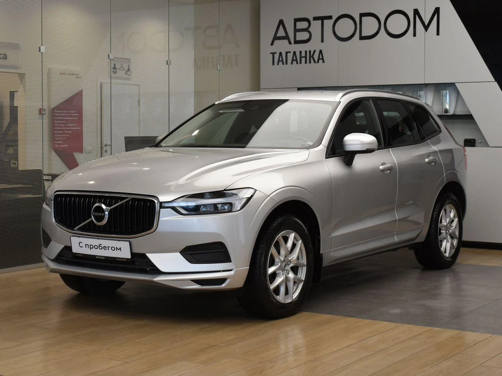 XC60 Импульс / Momentum 2.0 AT 4WD (249 л.с.)