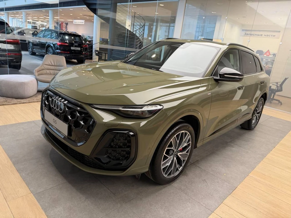 Q5 40 TFSI Quattro 2.0 AMT 4WD (204 л.с.)