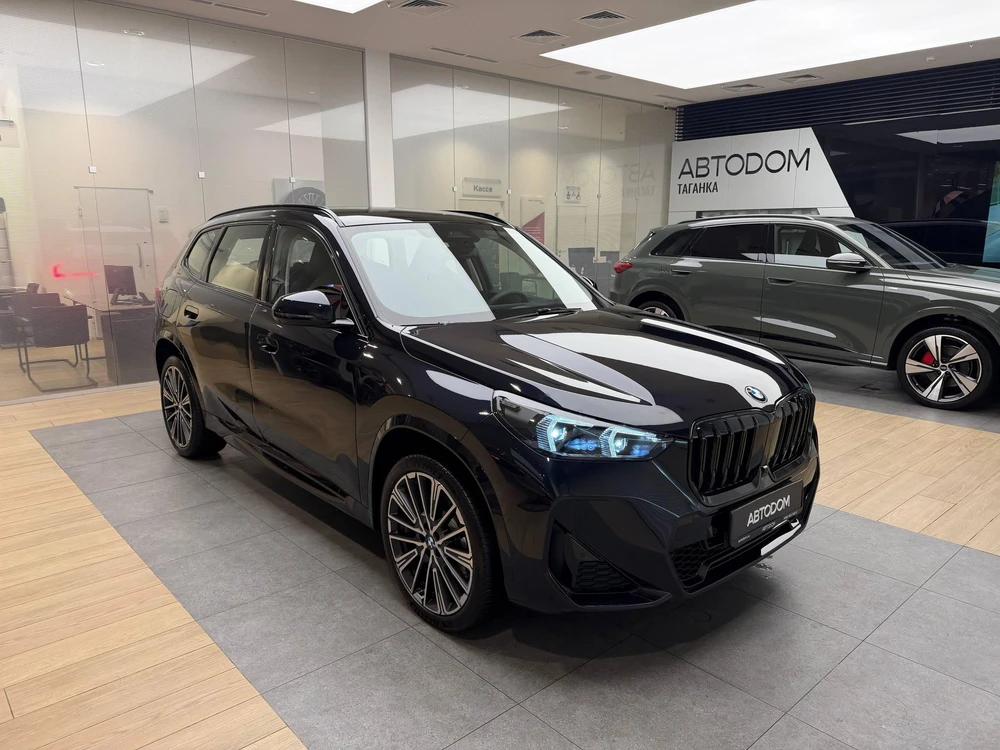 X1 xDrive25Li 2.0 AMT 4WD (204 л.с.)