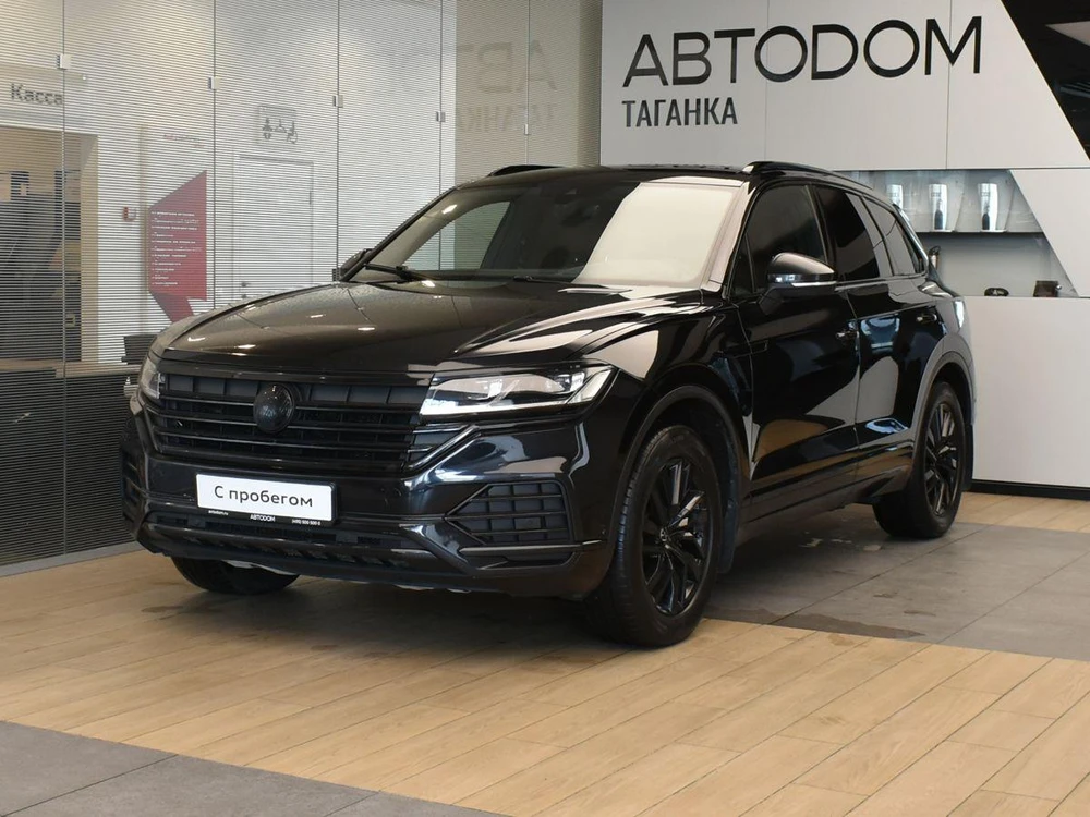 Touareg Status 3.0d AT 4WD (249 л.с.)