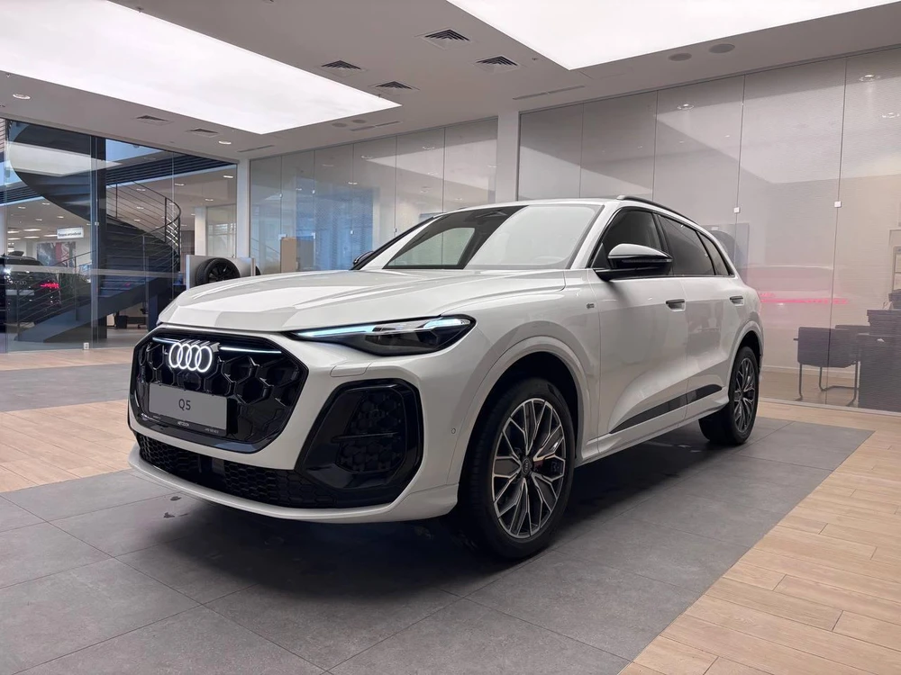 Q5 40 TFSI Quattro 2.0 AMT 4WD (204 л.с.)