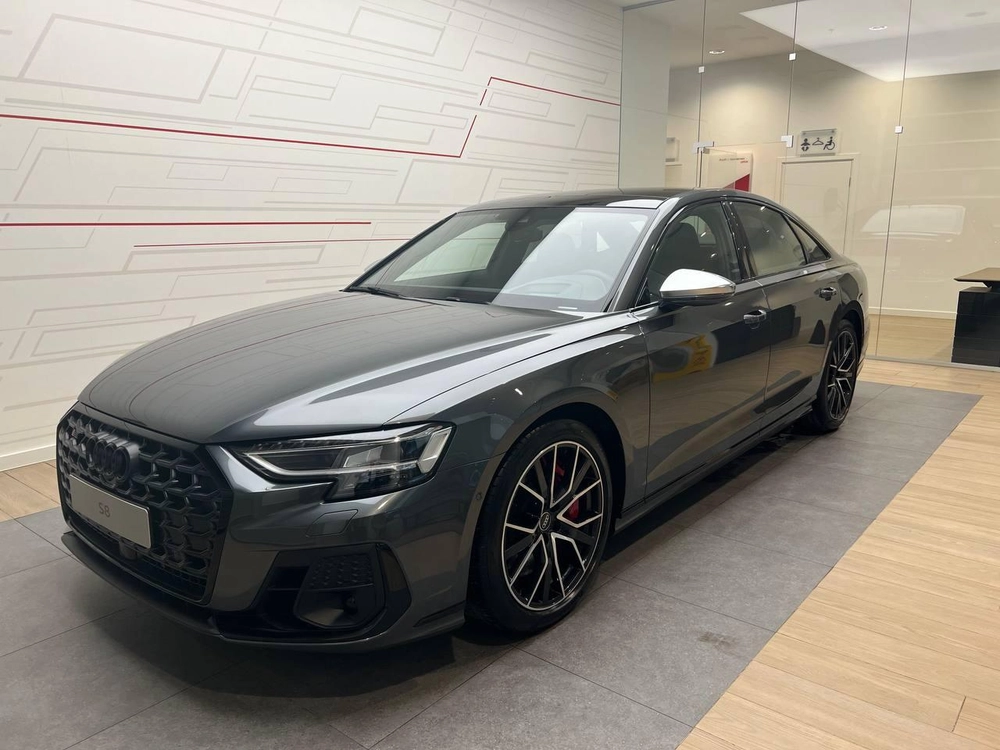 S8 S8 TFSI 4.0 AT 4WD (571 л.с.)