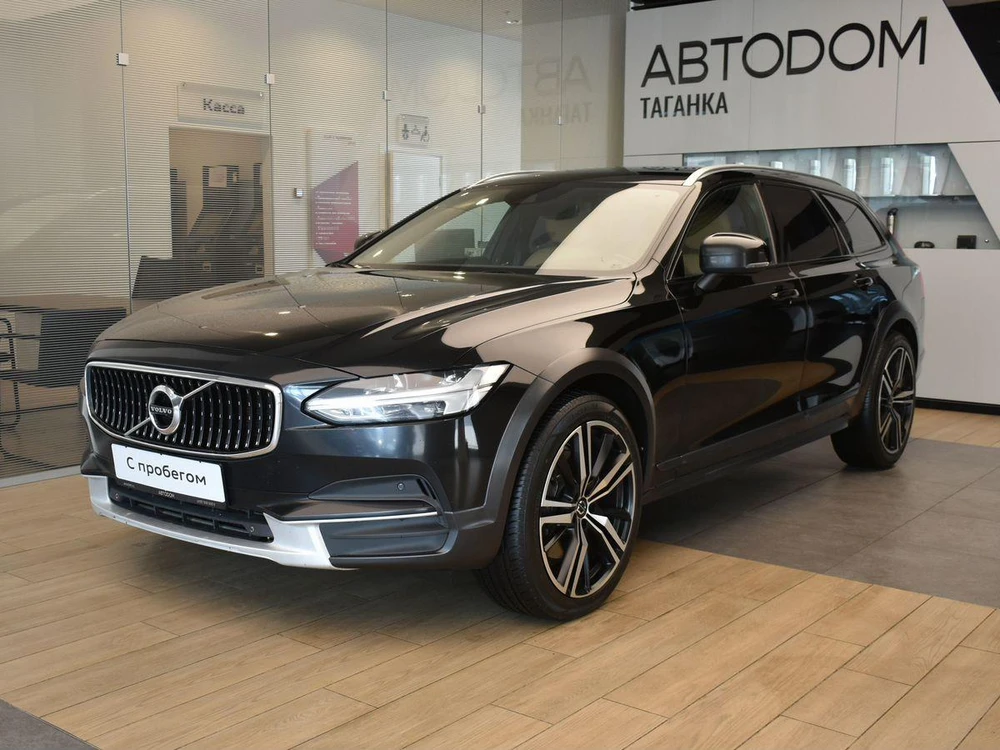 V90 Cross Country Pro 2.0d AT 4WD (190 л.с.)