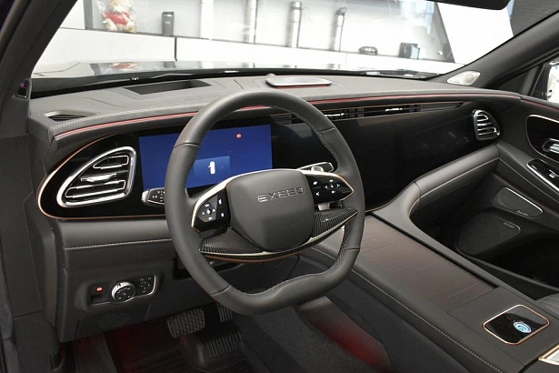 VX Президент 7 мест 2.0 AT 4WD (249 л.с.) фото 13