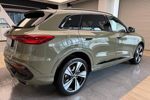 Q5 40 TFSI Quattro 2.0 AMT 4WD (204 л.с.) фото 8