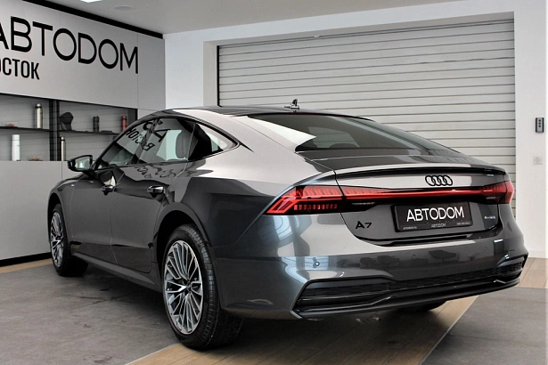 A7 45 TFSI quattro S tronic 2.0 AMT 4WD (245 л.с.) фото 4