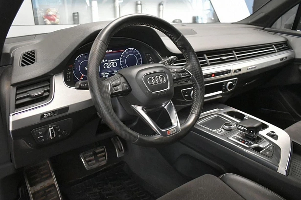 Q7 Sport 3.0d AT 4WD (249 л.с.) фото 9