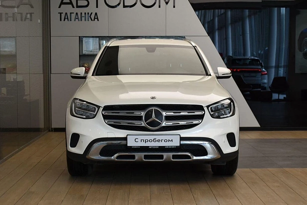 GLC Premium 200 2.0 AT 4Matic (197 л.с.) фото 4