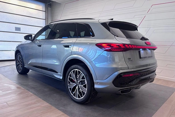 Q5 40 TFSI Quattro 2.0 AMT 4WD (204 л.с.) фото 4