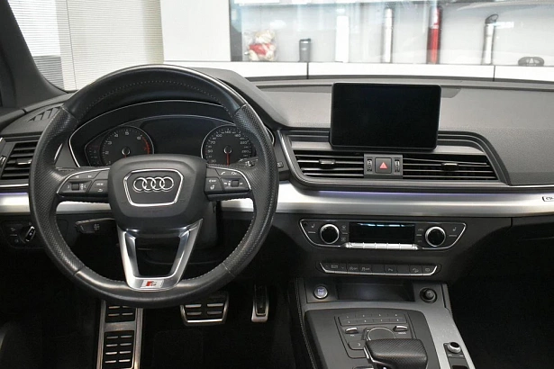 Q5 Sport 2.0 AMT 4WD (249 л.с.) фото 12