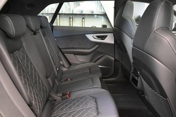 Q8 50 TDI 3.0d AT 4WD (286 л.с.) фото 13