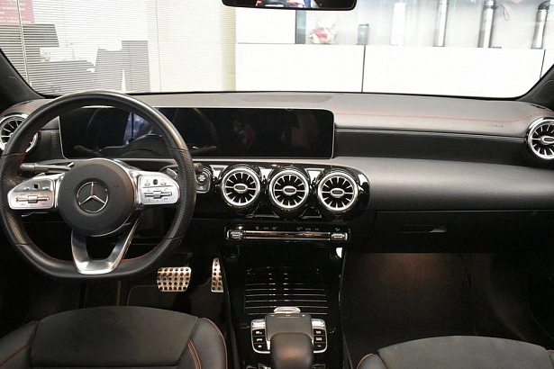 CLA Sport 250 2.0 AMT 4Matic (224 л.с.) фото 16