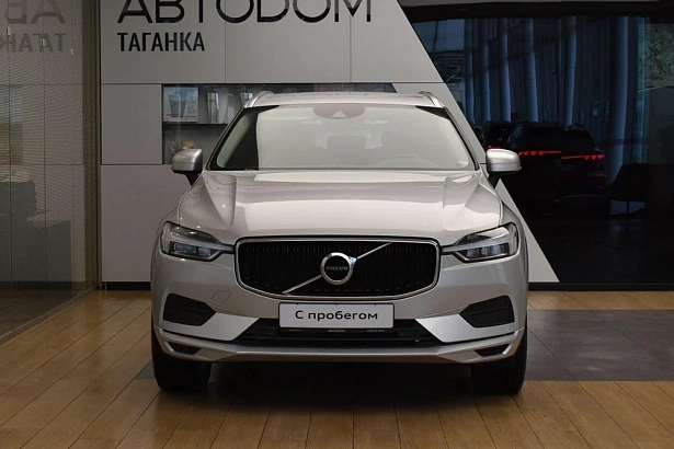 XC60 Импульс / Momentum 2.0 AT 4WD (249 л.с.) фото 4