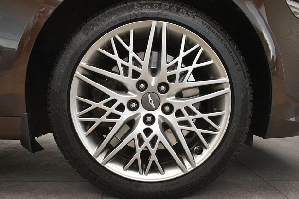 G70 Supreme 2.0 AT 4WD (197 л.с.) фото 29