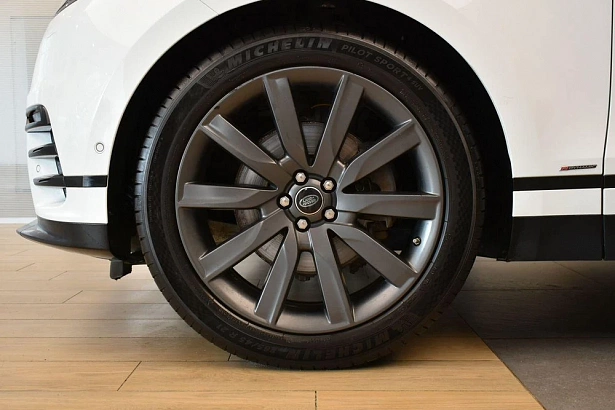 Range Rover Velar R-Dynamic HSE 3.0d AT 4WD (300 л.с.) фото 31