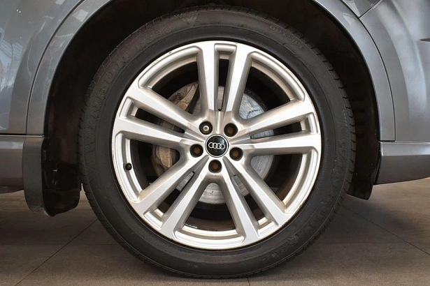 Q7 Sport 3.0d AT 4WD (249 л.с.) фото 29