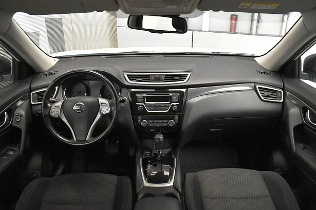 X-Trail SE 2.0 CVT (144 л.с.) фото 8