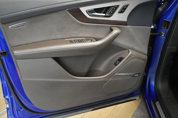 Q7 Sport 3.0d AT 4WD (249 л.с.) фото 20