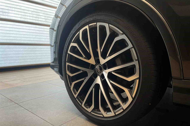 Q7 50 TDI quattro tiptronic 3.0d AT 4WD (286 л.с.) фото 18