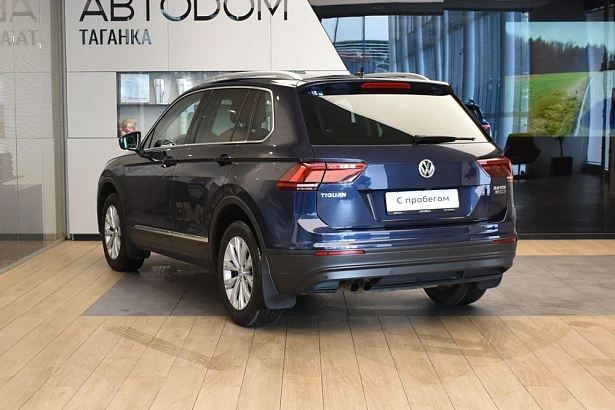 Tiguan Exclusive 2.0 AMT 4WD (180 л.с.) фото 3