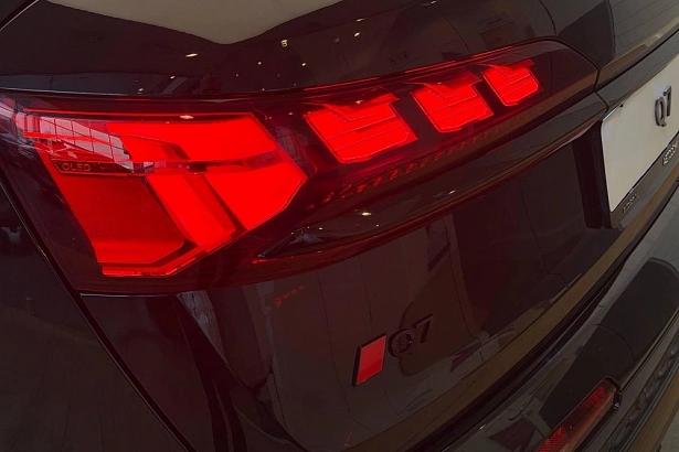 Q7 50 TDI quattro tiptronic 3.0d AT 4WD (286 л.с.) фото 11