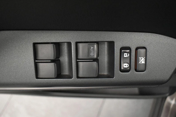 RAV4 Комфорт 2.0 CVT 4WD (146 л.с.) фото 17
