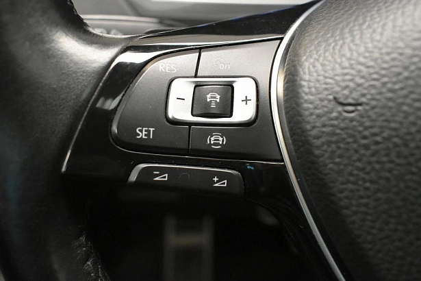 Tiguan Connect Plus 1.4 AMT 4WD (150 л.с.) фото 16