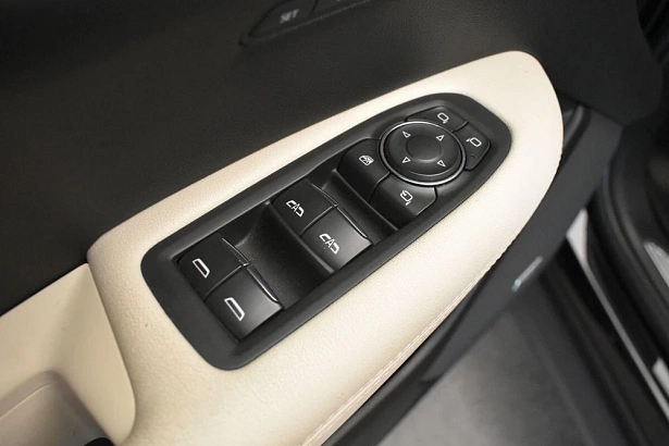 XT5 Premium Luxury 2.0 AT 4WD (200 л.с.) фото 19
