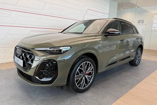 Q5 40 TFSI Quattro 2.0 AMT 4WD (204 л.с.) фото 1
