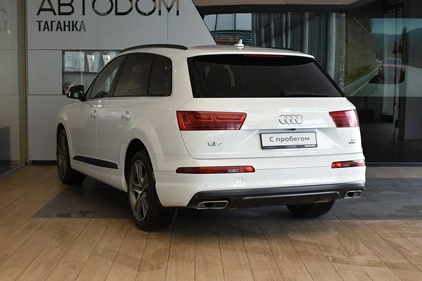 Q7 Business 3.0d AT 4WD (249 л.с.) фото 3