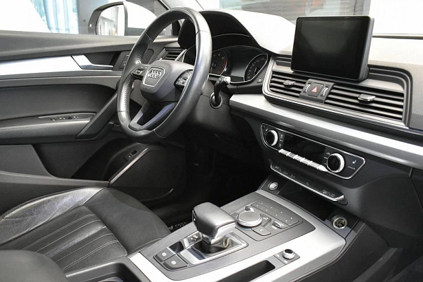 Q5 Sport 2.0 AMT 4WD (249 л.с.) фото 12