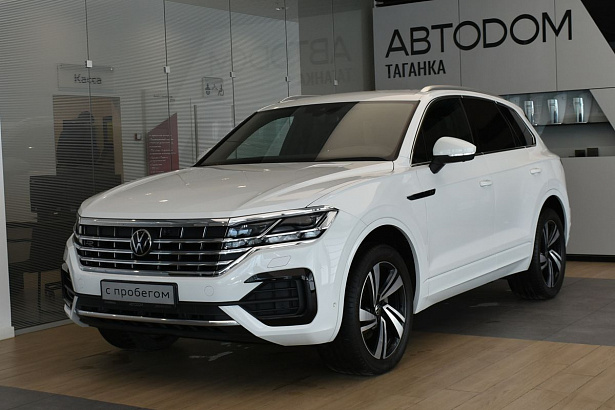 Touareg R-Line 3.0d AT 4WD (231 л.с.) фото 1