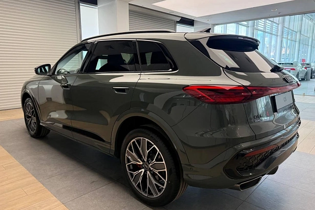 Q5 40 TFSI Quattro 2.0 AMT 4WD (204 л.с.) фото 3