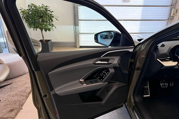 Q5 40 TFSI Quattro 2.0 AMT 4WD (204 л.с.) фото 14