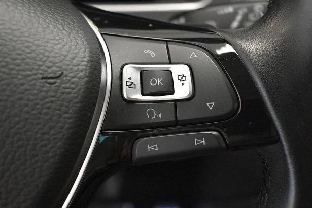 Tiguan Connect Plus 2.0d AMT 4WD (150 л.с.) фото 16