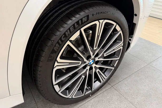 X1 xDrive25Li 2.0 AMT 4WD (204 л.с.) фото 24