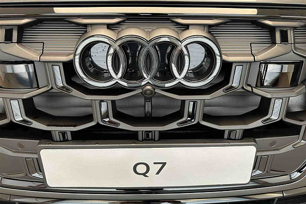 Q7 50 TDI quattro tiptronic 3.0d AT 4WD (286 л.с.) фото 22