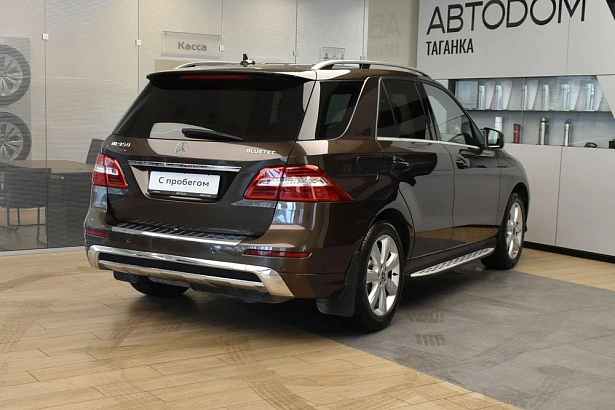 M-Класс Особая серия 350 3.0d AT 4Matic (249 л.с.) фото 7