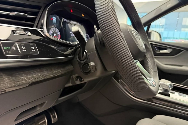 Q7 45 TFSI quattro tiptronic 2.0 AT 4WD (252 л.с.) фото 6