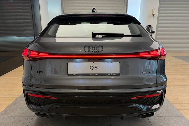 Q5 TFSI quattro S tronic 2.0 AMT 4WD (272 л.с.) фото 6