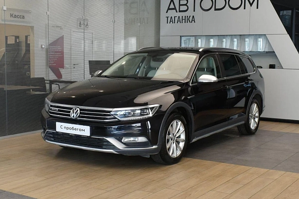 Passat Alltrack 2.0 AMT 4WD (220 л.с.) фото 1