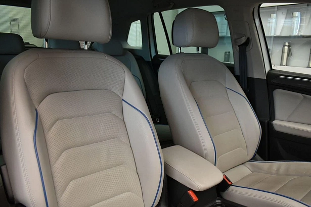 Tiguan Connect Plus 2.0d AMT 4WD (150 л.с.) фото 26