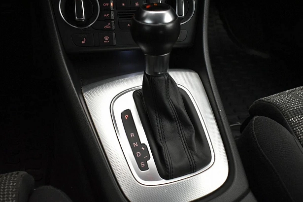 Q3 Comfort 2.0 AMT 4WD (180 л.с.) фото 21