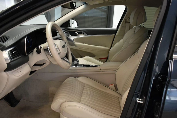 G70 Elegance + Smart Sense 2.0 AT 4WD (197 л.с.) фото 10