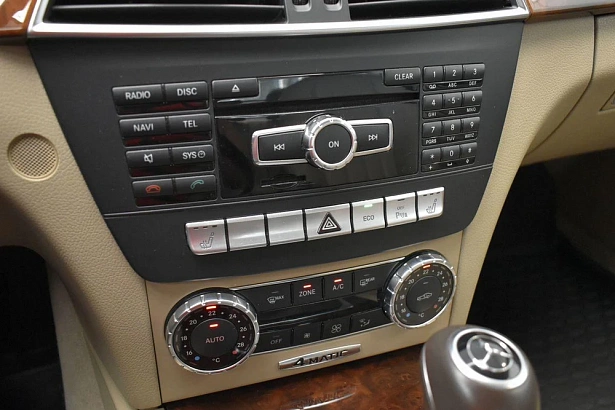 C-Класс Base 300 3.5 BlueEfficiency AT 4Matic (250 л.с.) фото 20